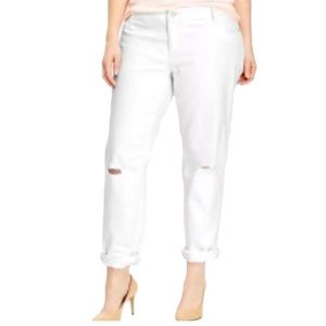 Old Navy The Boyfriend distressed jeans